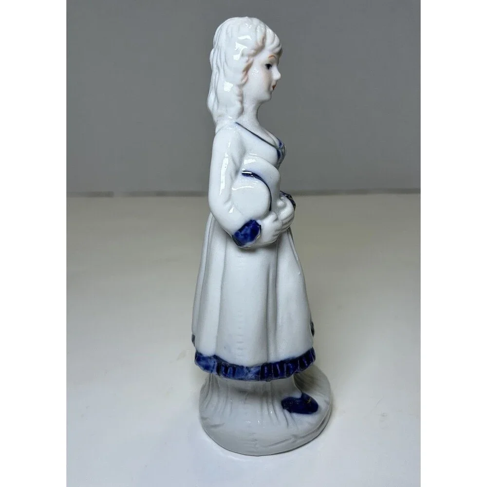 Vintage Victorian/Colonial Porcelain Lady Figurine White/Blue